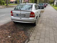 Gebraucht Opel Astra 101 PS (74 kW) 2000 Silber Limousine