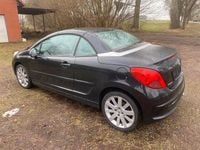 Gebraucht Peugeot 207 CC 120 PS (88 kW) 2008 Schwarz Cabrio
