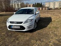 Gebraucht Ford Mondeo 140 PS (102 kW) 2012 Weiß Kombi