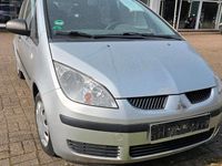 Gebraucht Mitsubishi Colt 95 PS (69 kW) 2006 Silber Kleinwagen