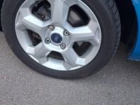 Gebraucht Ford Fiesta Ambiente 82 PS (60 kW) 2009 Blau Kleinwagen