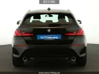 Gebraucht BMW 120 Advantage 190 PS (139 kW) 2023 Saphirschwarz metallic Kleinwagen