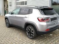 Gebraucht Jeep Compass Limited 120 PS (88 kW) 2018 Silber SUV