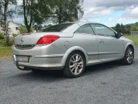 Gebraucht Opel Astra Edition 140 PS (102 kW) 2007 Silber Cabrio