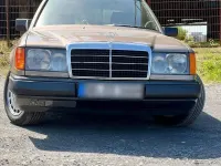 Gebraucht Mercedes E260 166 PS (122 kW) 1988 Andere farben Limousine