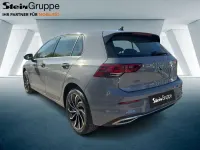 Gebraucht VW Golf VIII Style 190 PS (139 kW) 2024 Grau Limousine
