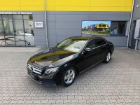 Gebraucht Mercedes E220 194 PS (142 kW) 2018 Schwarz Limousine