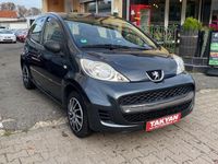 Gebraucht Peugeot 107 Filou 68 PS (50 kW) 2011 Grau Kleinwagen