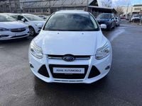Gebraucht Ford Focus Titanium 182 PS (133 kW) 2012 Frostweiß Kleinwagen