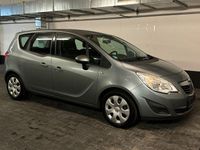 Gebraucht Opel Meriva Edition 101 PS (74 kW) 2013 Silber Van / Kleinbus