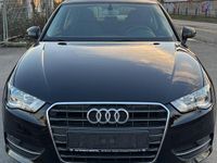 Gebraucht Audi A3 Sport 105 PS (77 kW) 2014 Schwarz Coupé