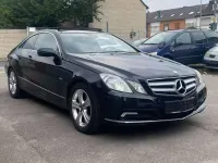 Gebraucht Mercedes E350 231 PS (169 kW) 2009 Obsidianschwarz  metalliclack Coupé