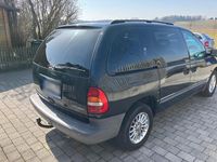 Gebraucht Chrysler Voyager 133 PS (97 kW) 2001 Schwarz Van / Kleinbus