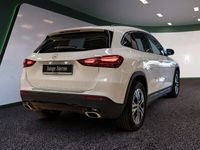 Gebraucht Mercedes GLA180 Advanced 136 PS (100 kW) 2023 Weiss / polarweiß SUV