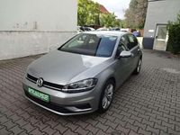 Gebraucht VW Golf VII 116 PS (85 kW) 2017 Tungsten silver metallic Limousine