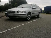 Używany Volvo V70 140 KM (102 kW) 2001 Srebrny Kombi