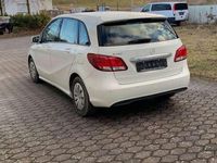 Gebraucht Mercedes B180 122 PS (89 kW) 2015 Van / Kleinbus