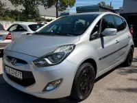 Gebraucht Hyundai ix20 Classic 90 PS (66 kW) 2012 Silber Kleinwagen