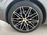 gebraucht Porsche Cayenne Coupe E-Hybrid/gr-sw/Carbon/1BK/Mtx/22