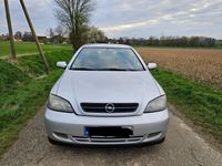 gebraucht Opel Astra Coupe 2.2 Benzin 147 PS Klimaanlage/SHZ/Leder/Tempomat