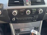 Gebraucht BMW 530 231 PS (169 kW) 2007 Blau Kombi