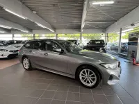 Gebraucht BMW 318 Sport Line 150 PS (110 kW) 2022 Skyscraper grau Kombi