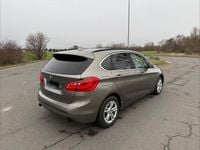 Gebraucht BMW 220 Active Tourer Performance 192 PS (141 kW) 2015 Gold Van / Kleinbus
