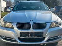 Gebraucht BMW 320 184 PS (135 kW) 2011 Silber Kombi