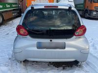 Gebraucht Toyota Aygo 68 PS (50 kW) 2008 Grau Kleinwagen