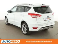 Gebraucht Ford Kuga Individual 179 PS (131 kW) 2016 Weiß SUV