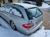 Gebraucht Mercedes E240 177 PS (130 kW) 2005 Silber Kombi