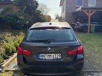 Gebraucht BMW 525 Sport Line 218 PS (160 kW) 2012 Grau Kombi