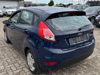 Gebraucht Ford Fiesta Trend 60 PS (44 kW) 2014 Blau Kleinwagen