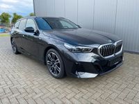 Gebraucht BMW 540 Performance 303 PS (222 kW) 2024 Sophistograu brillanteffekt me Kombi