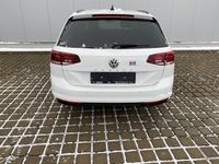 Gebraucht VW Passat Business 150 PS (110 kW) 2020 Weiß (pure white) Kombi