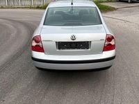 Usata VW Passat 116 CV (85 kW) 2001 Argento Berlina