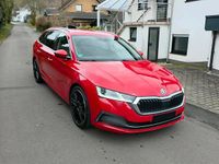 Gebraucht Skoda Octavia 150 PS (110 kW) 2021 Rot Kombi
