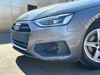 Gebraucht Audi A4 Basis 136 PS (100 kW) 2020 Grau Kombi