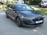 Gebraucht Ford Focus Titanium 125 PS (91 kW) 2024 Magnetic metallic Kombi