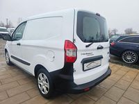 Gebraucht Ford Transit Trend 101 PS (74 kW) 2023 Weiß Van / Kleinbus