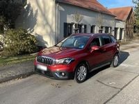 Usado Suzuki SX4 140 HP (102 kW) 2017 Vermelho Sedan