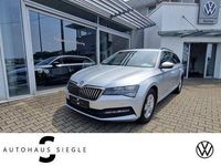 Gebraucht Skoda Superb Ambition 122 PS (89 kW) 2022 Brilliantsilber Kombi