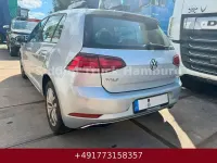 Gebraucht VW Golf VII Comfortline 116 PS (85 kW) 2018 Silber Limousine