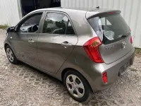 Gebraucht Kia Picanto Edition 7 69 PS (50 kW) 2011 Titaniumsilber met. Kleinwagen