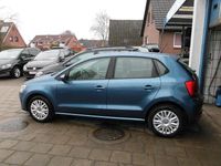 Gebraucht VW Polo 75 PS (55 kW) 2014 Blau Limousine