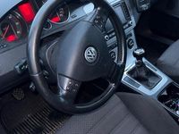 Gebraucht VW Passat 140 PS (102 kW) 2006 Braun Limousine