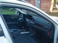 Second-hand Mercedes E220 Elegance 170 CP (125 kW) 2012 Alb Break