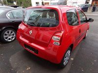 Gebraucht Renault Twingo 58 PS (42 kW) 2010 Rot Kleinwagen