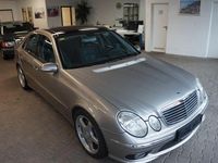 Gebraucht Mercedes E500 Avantgarde 306 PS (225 kW) 2004 Gold Limousine