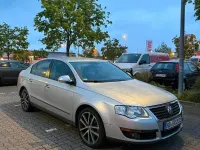 Second-hand VW Passat 105 CP (77 kW) 2007 Argintiu Berlinǎ